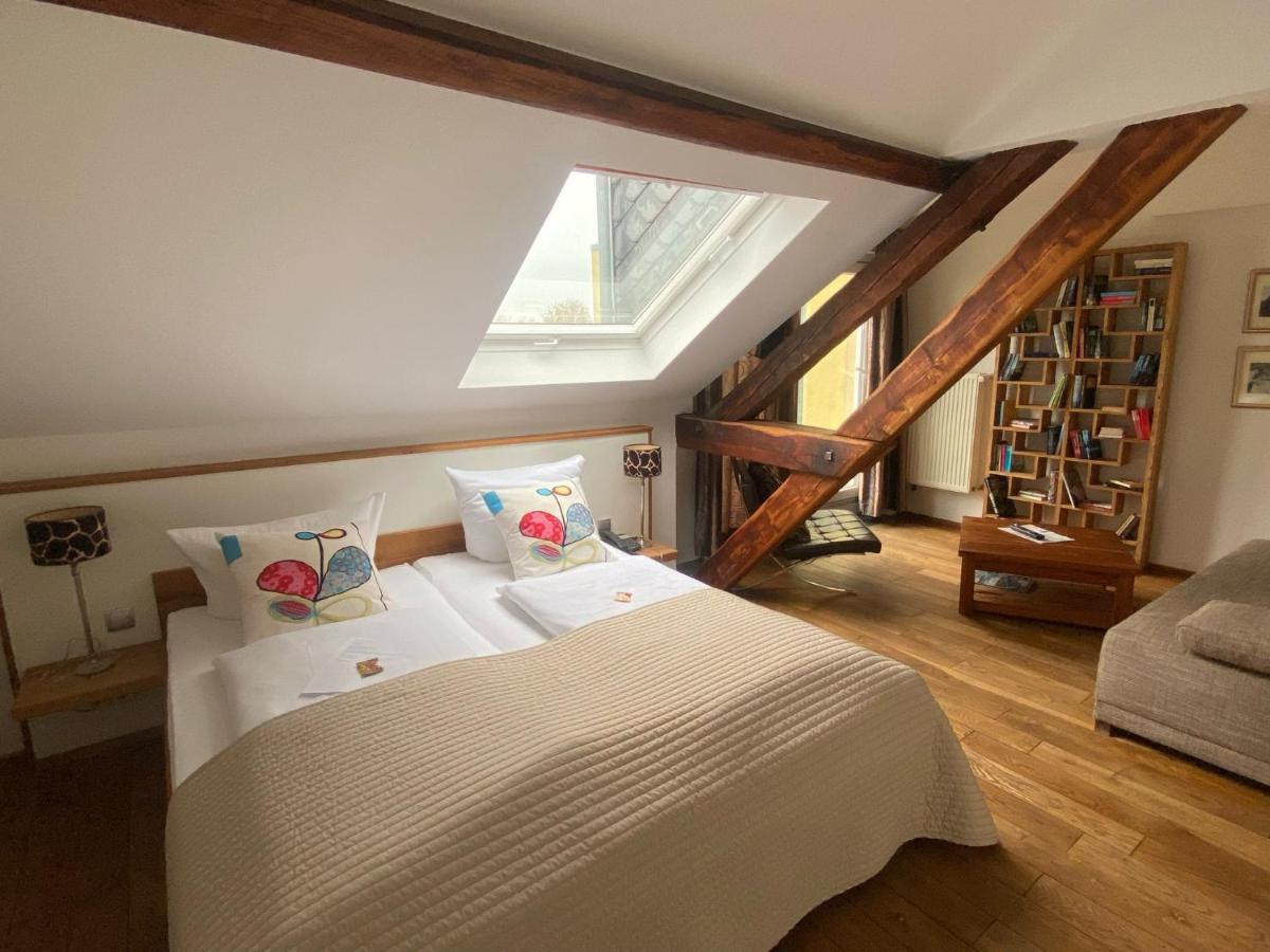 Boutique-Garni Hotel Papillon كمبن المظهر الخارجي الصورة