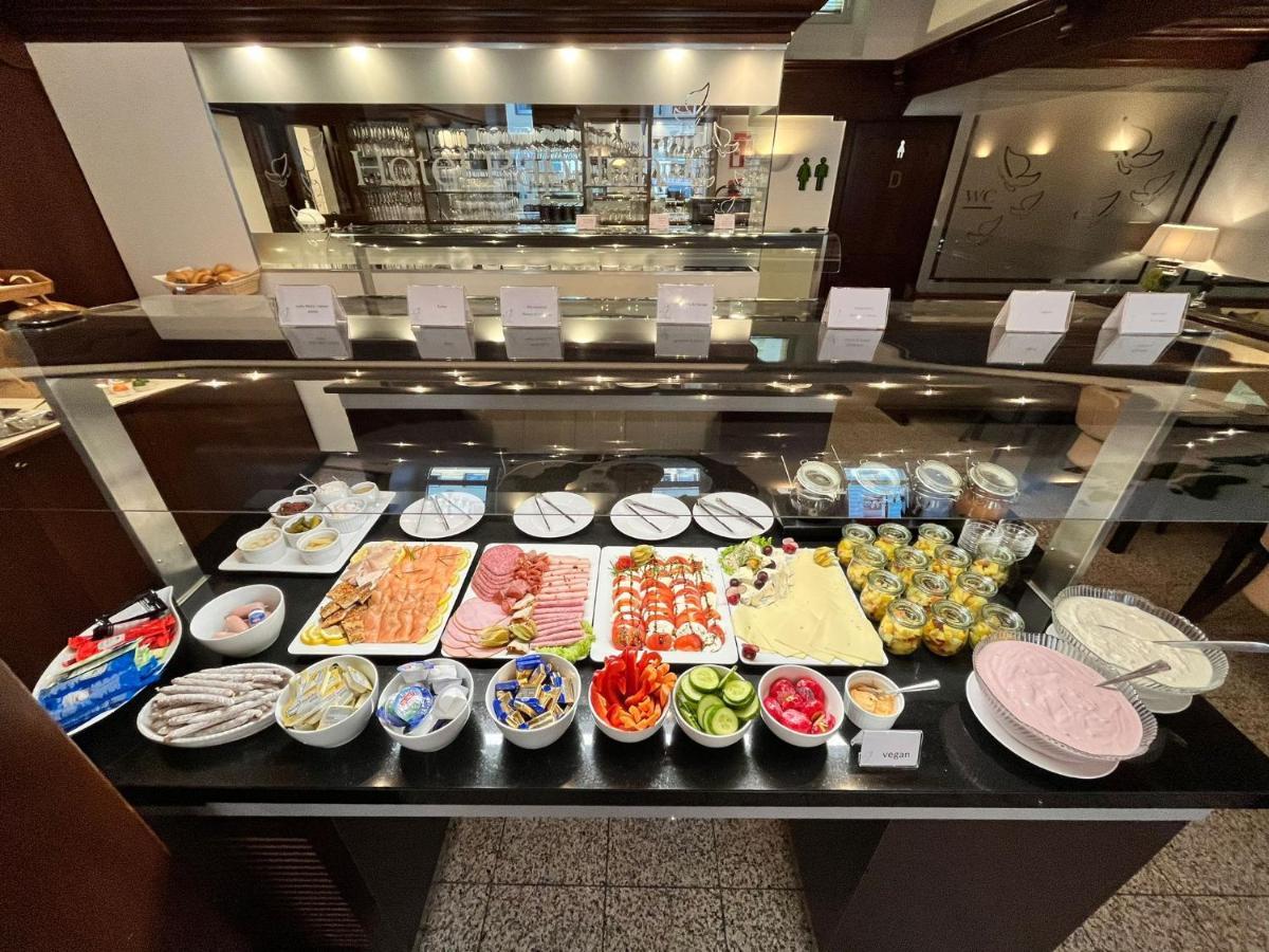 Boutique-Garni Hotel Papillon كمبن المظهر الخارجي الصورة