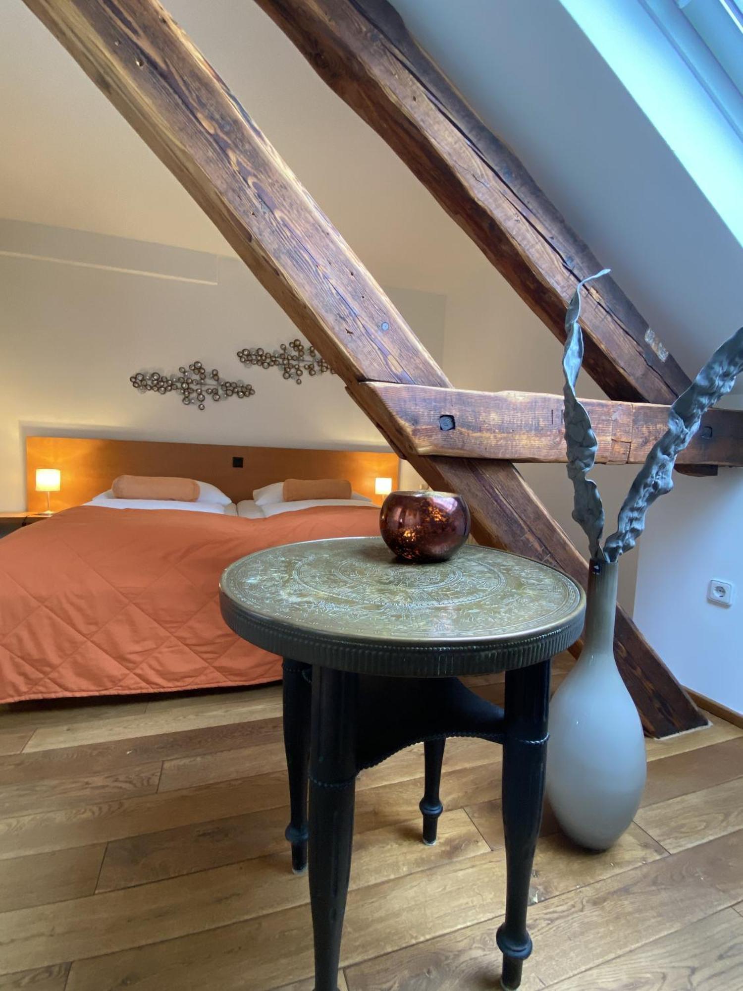 Boutique-Garni Hotel Papillon كمبن المظهر الخارجي الصورة