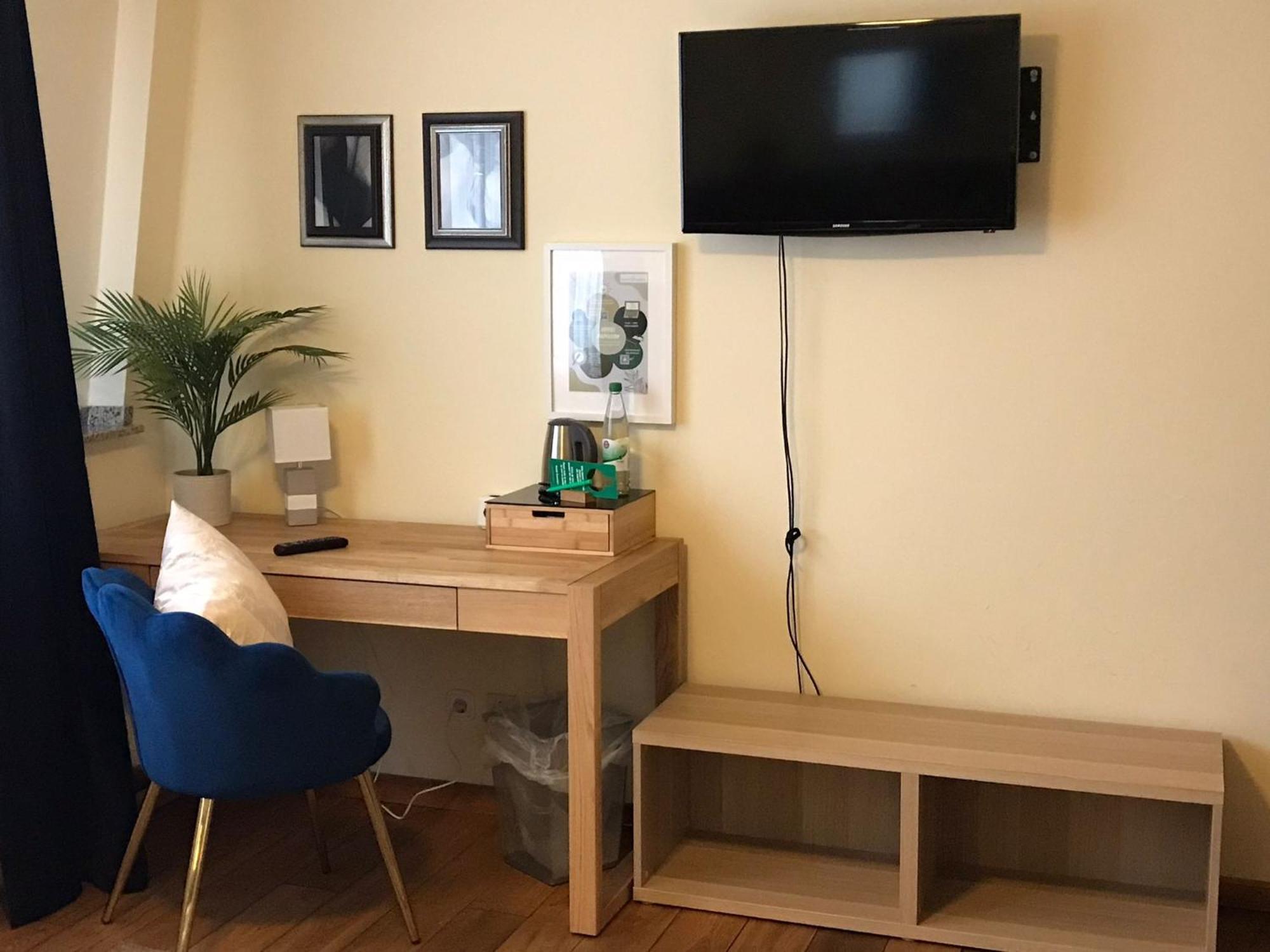 Boutique-Garni Hotel Papillon كمبن المظهر الخارجي الصورة