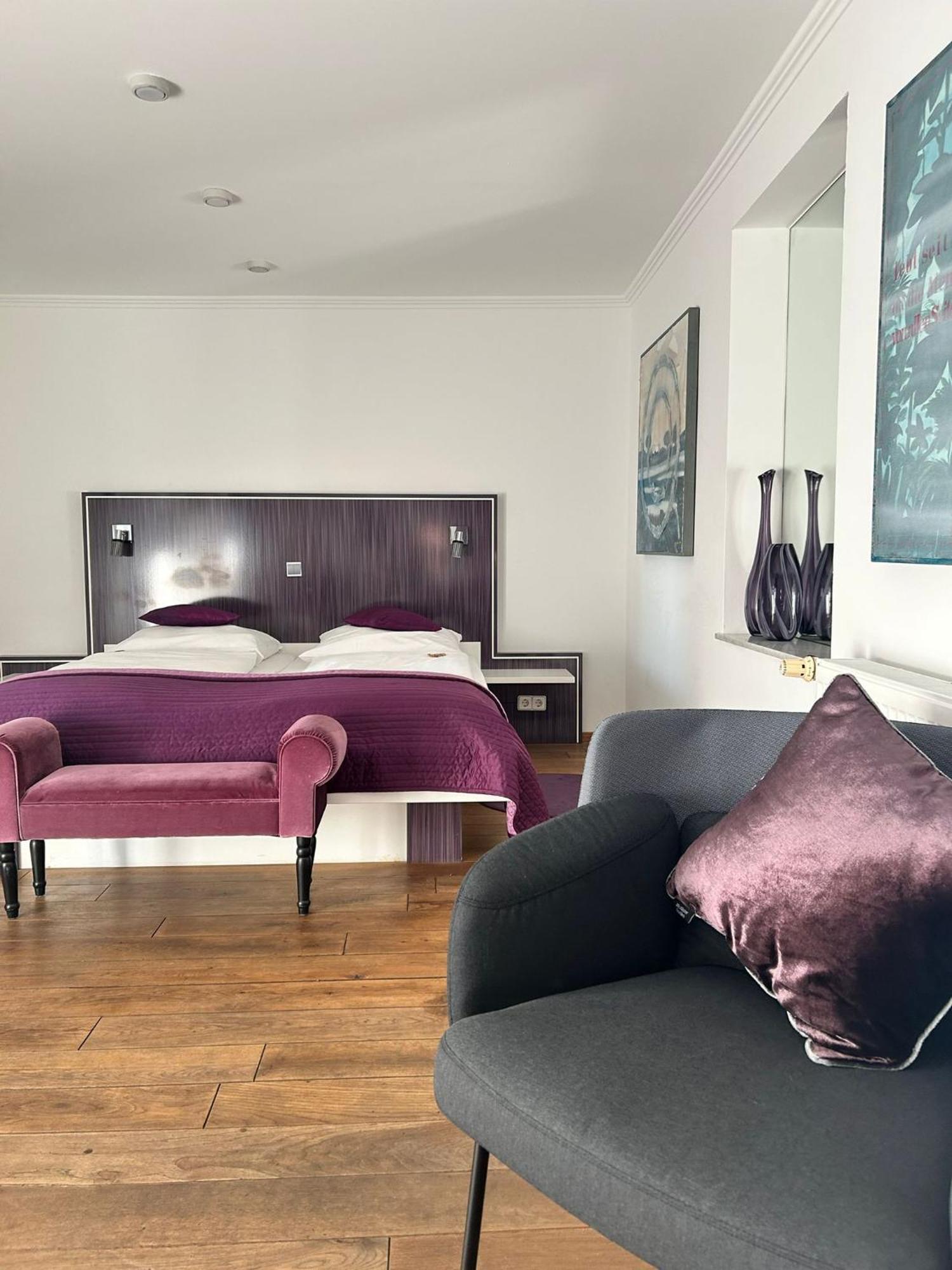 Boutique-Garni Hotel Papillon كمبن المظهر الخارجي الصورة