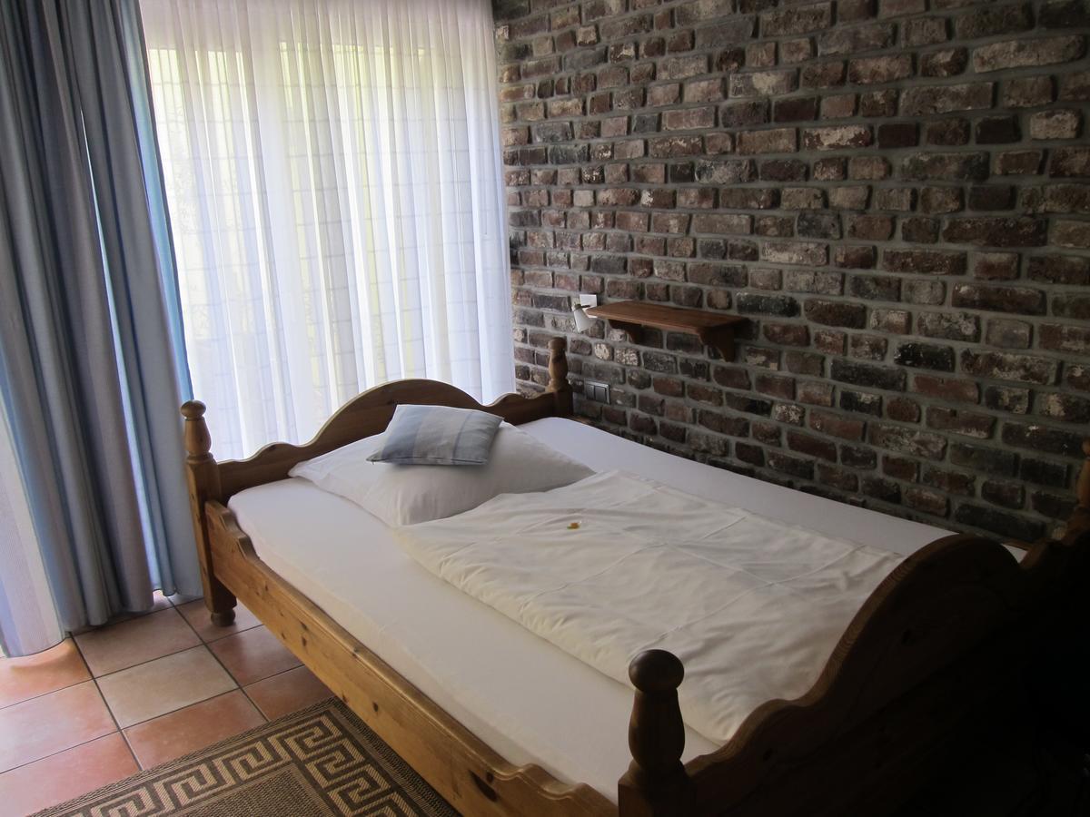 Boutique-Garni Hotel Papillon كمبن المظهر الخارجي الصورة
