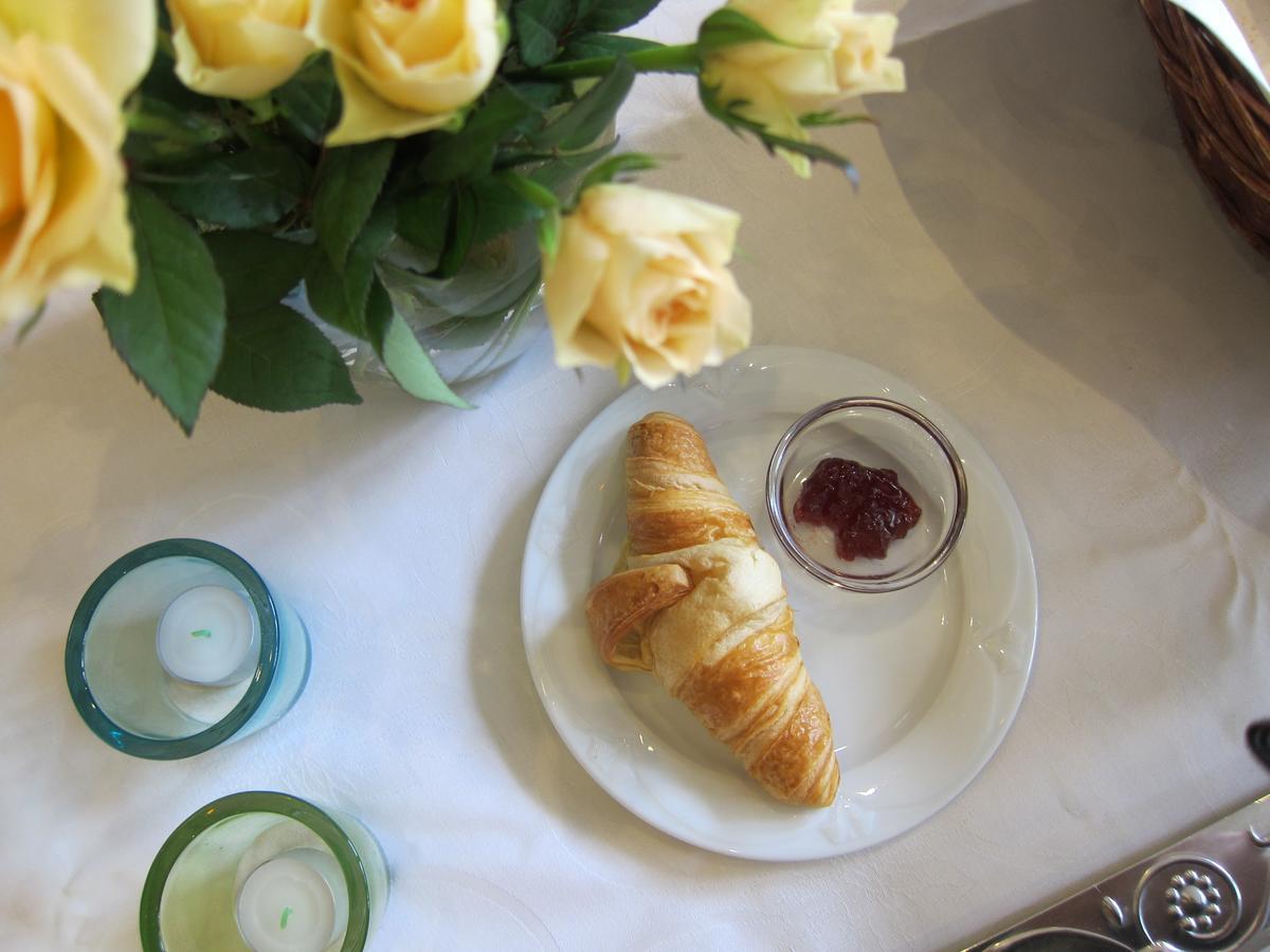 Boutique-Garni Hotel Papillon كمبن المظهر الخارجي الصورة